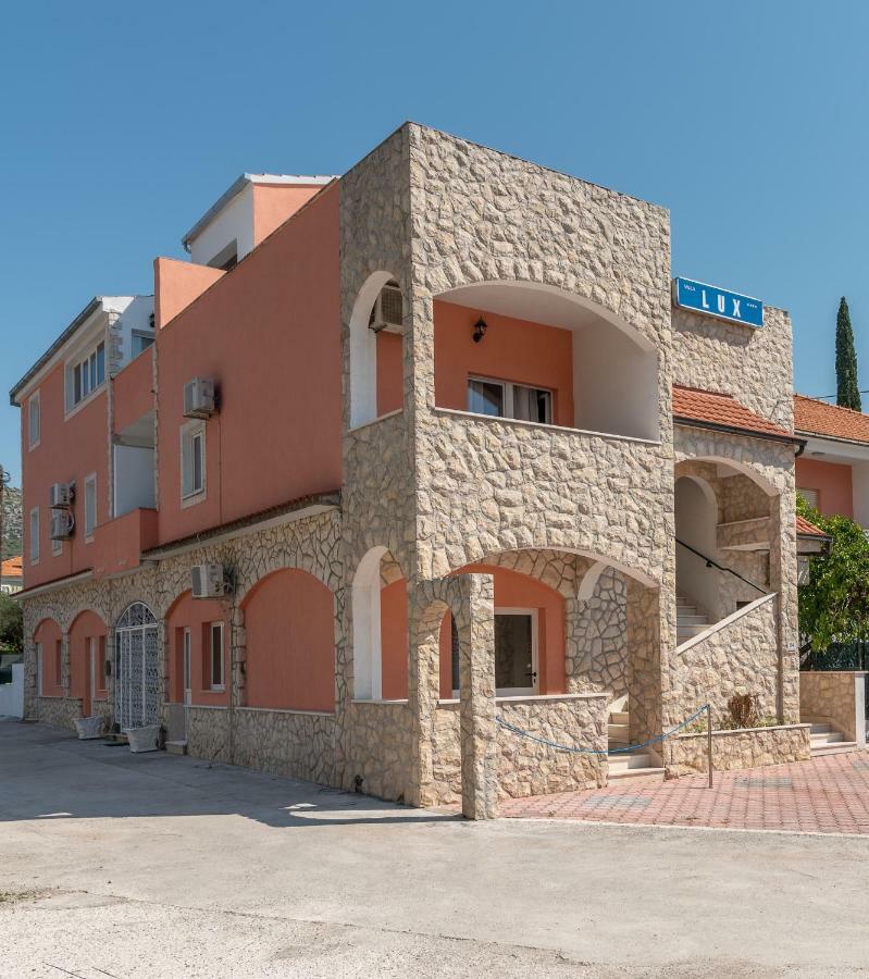 Villa Lux Trogir Exterior photo